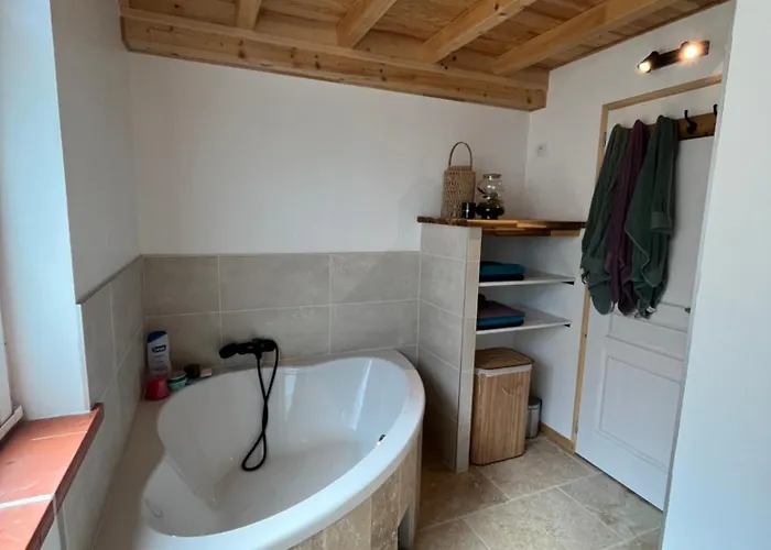 Du Vieux Bourg Fénols